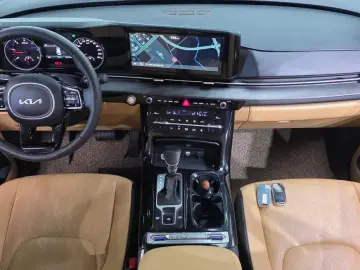 2022 Kia Carnival с пробегом 104 179 км
