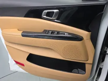 2022 Kia Carnival с пробегом 104 179 км