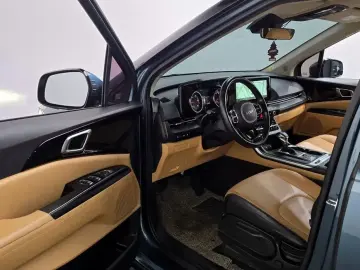 2022 Kia Carnival с пробегом 123 689 км