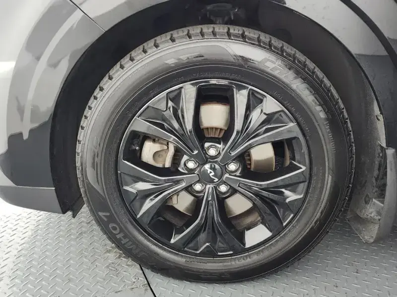 2021 Kia Carnival с пробегом 81 259 км