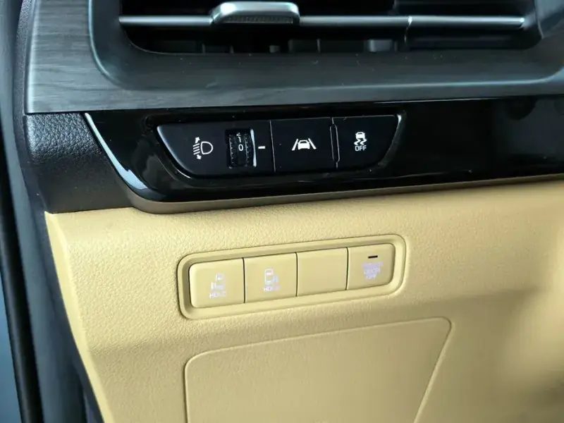 2022 Kia Carnival с пробегом 123 689 км