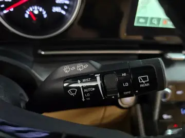 2022 Kia Carnival с пробегом 123 689 км