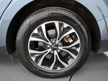 2022 Kia Carnival с пробегом 123 689 км