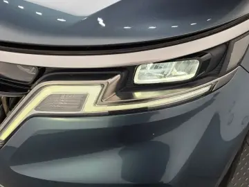 2022 Kia Carnival с пробегом 123 689 км