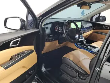 2021 Kia Carnival с пробегом 81 259 км