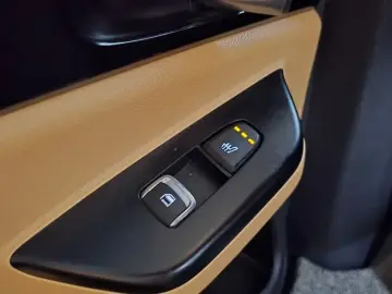 2022 Kia Carnival с пробегом 123 689 км