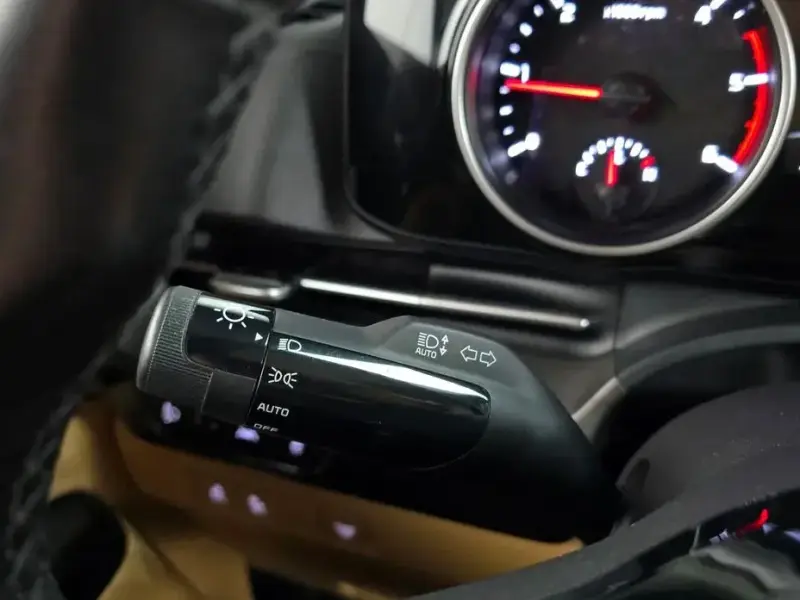 2022 Kia Carnival с пробегом 123 689 км