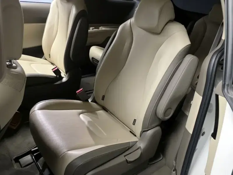 2021 Kia Carnival с пробегом 120 290 км