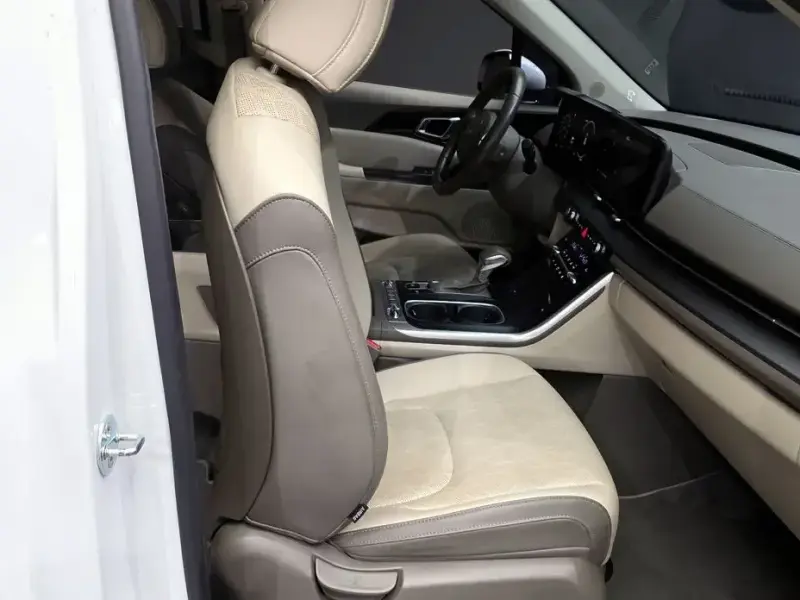 2021 Kia Carnival с пробегом 120 290 км