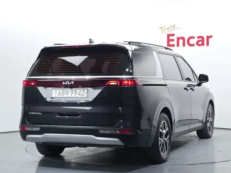 2021 Kia Carnival с пробегом 63 895 км