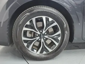 2021 Kia Carnival с пробегом 63 895 км