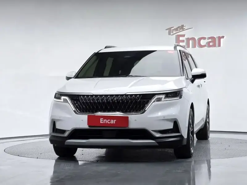 2023 Kia Carnival с пробегом 53 278 км