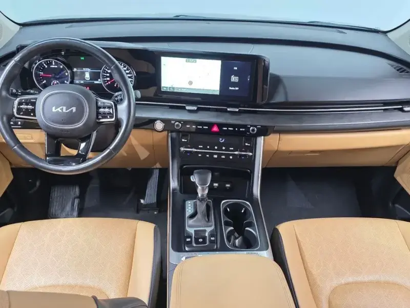 2021 Kia Carnival с пробегом 63 895 км