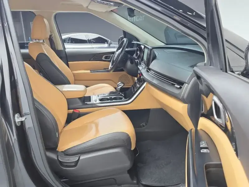 2021 Kia Carnival с пробегом 63 895 км