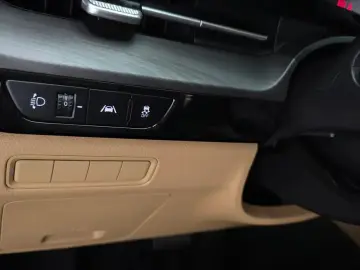 2023 Kia Carnival с пробегом 53 278 км