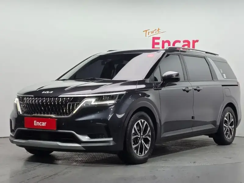 2022 Kia Carnival с пробегом 54 388 км