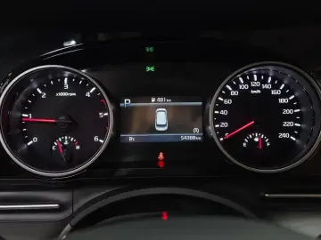 2022 Kia Carnival с пробегом 54 388 км