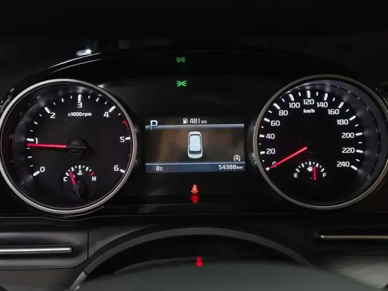 2022 Kia Carnival с пробегом 54 388 км