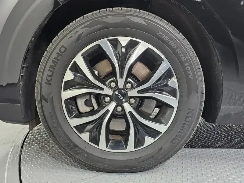 2021 Kia Carnival с пробегом 125 083 км