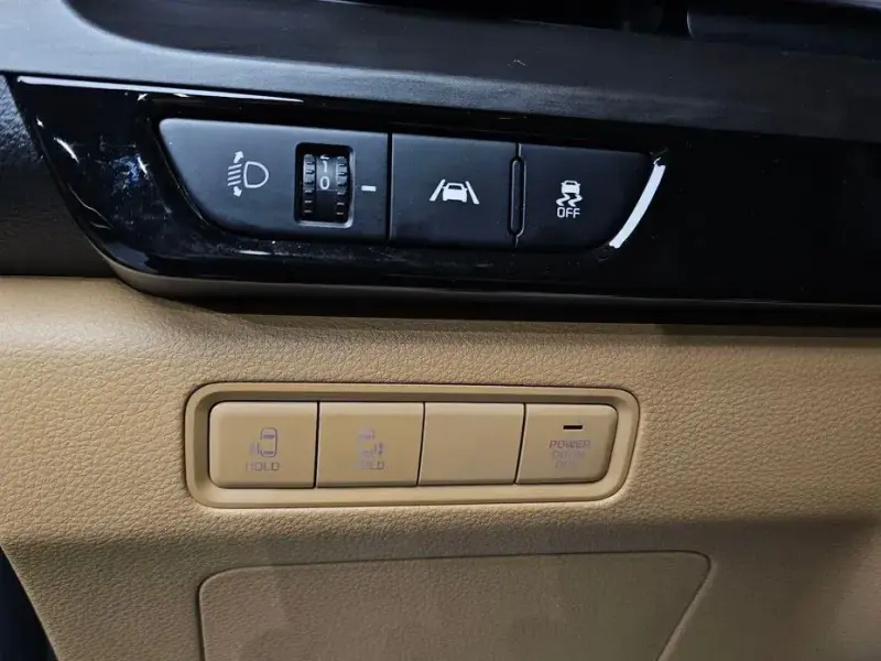 2021 Kia Carnival с пробегом 125 083 км