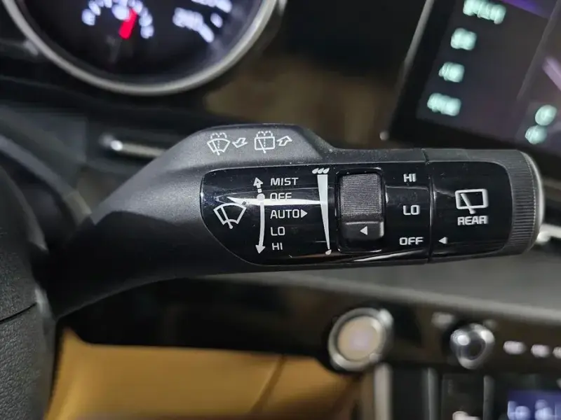 2021 Kia Carnival с пробегом 125 083 км