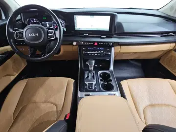 2022 Kia Carnival с пробегом 64 874 км