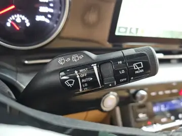 2022 Kia Carnival с пробегом 64 874 км