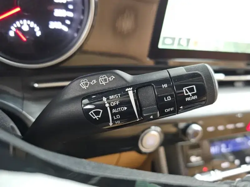 2022 Kia Carnival с пробегом 64 874 км