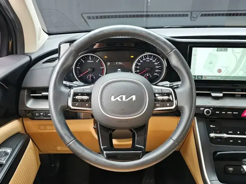 2022 Kia Carnival с пробегом 48 748 км