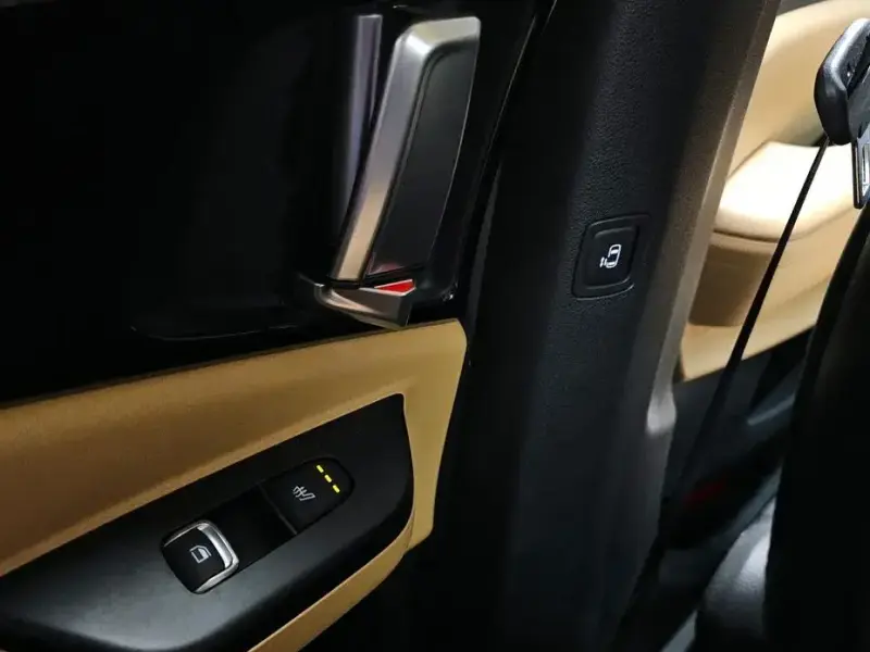 2022 Kia Carnival с пробегом 48 748 км