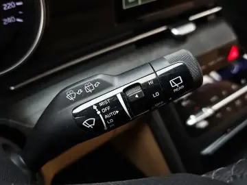 2022 Kia Carnival с пробегом 48 748 км