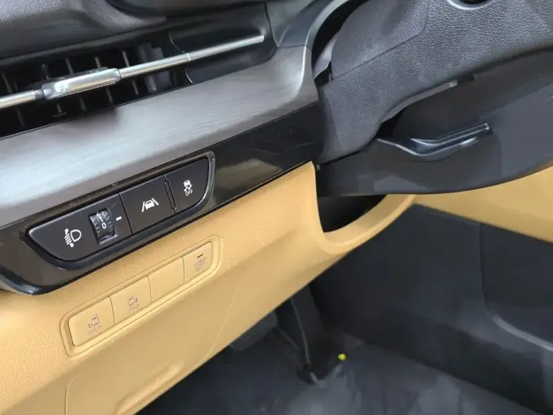 2021 Kia Carnival с пробегом 121 741 км
