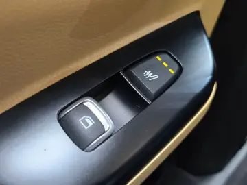 2021 Kia Carnival с пробегом 121 741 км