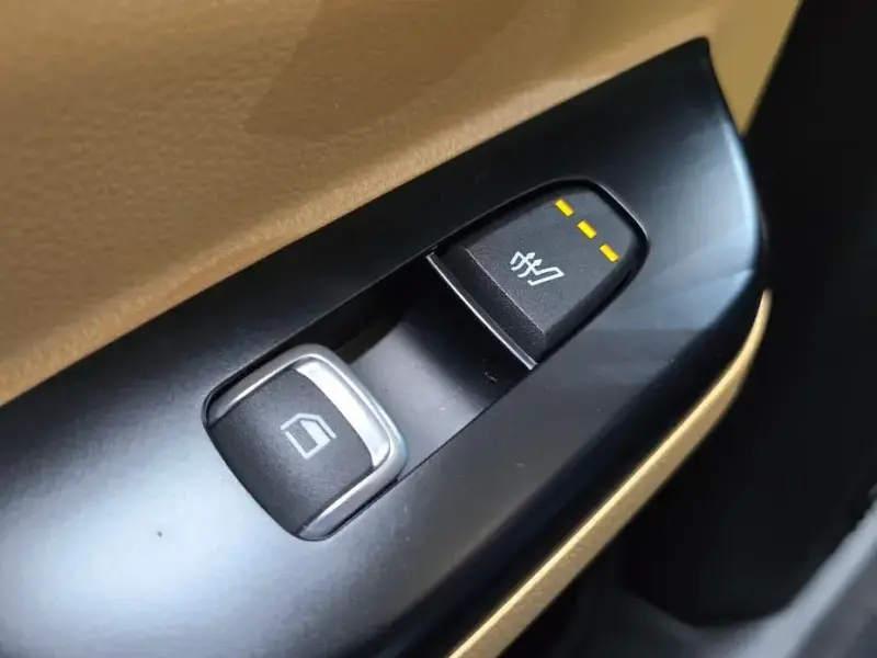 2021 Kia Carnival с пробегом 121 741 км