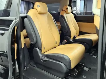 2022 Kia Carnival с пробегом 85 764 км