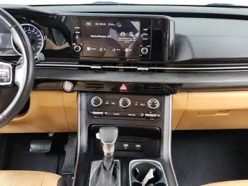 2022 Kia Carnival с пробегом 85 764 км