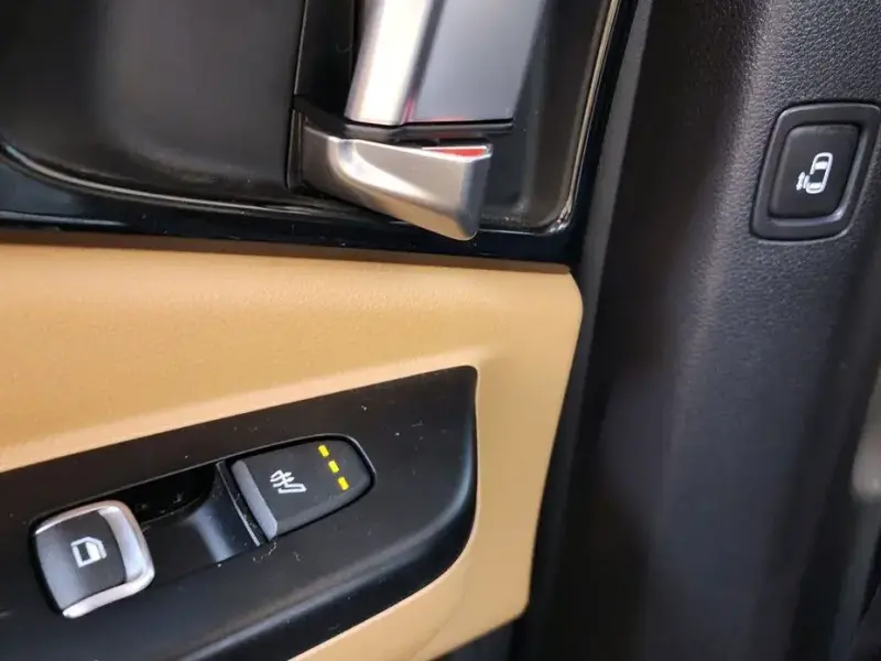 2022 Kia Carnival с пробегом 85 764 км