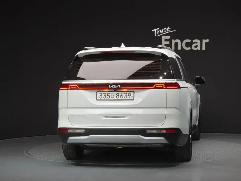 2021 Kia Carnival с пробегом 90 895 км