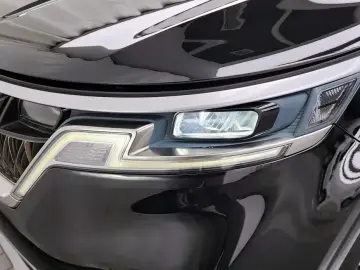 2022 Kia Carnival с пробегом 85 764 км