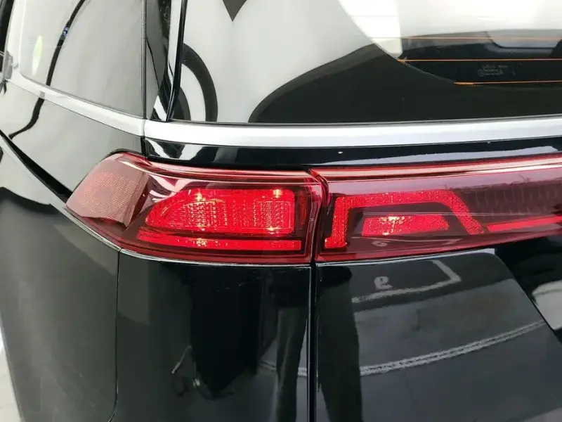 2022 Kia Carnival с пробегом 85 764 км