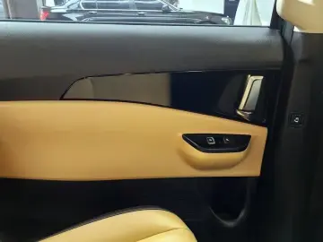 2022 Kia Carnival с пробегом 85 764 км