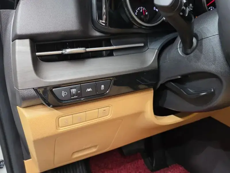 2021 Kia Carnival с пробегом 90 895 км