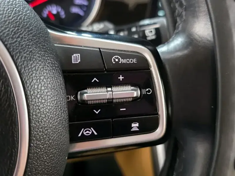 2022 Kia Carnival с пробегом 43 346 км