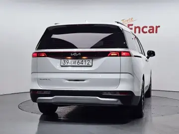 2022 Kia Carnival с пробегом 137 775 км