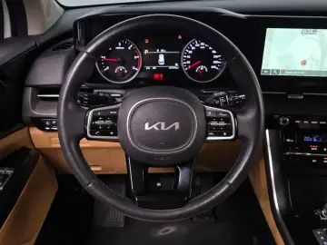 2022 Kia Carnival с пробегом 137 775 км