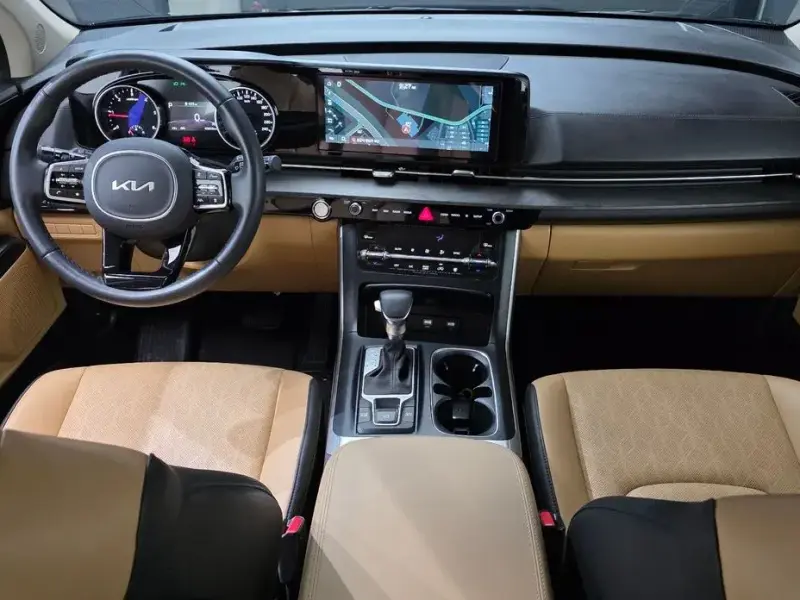 2022 Kia Carnival с пробегом 43 838 км