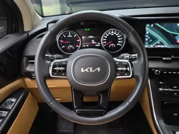 2022 Kia Carnival с пробегом 43 838 км
