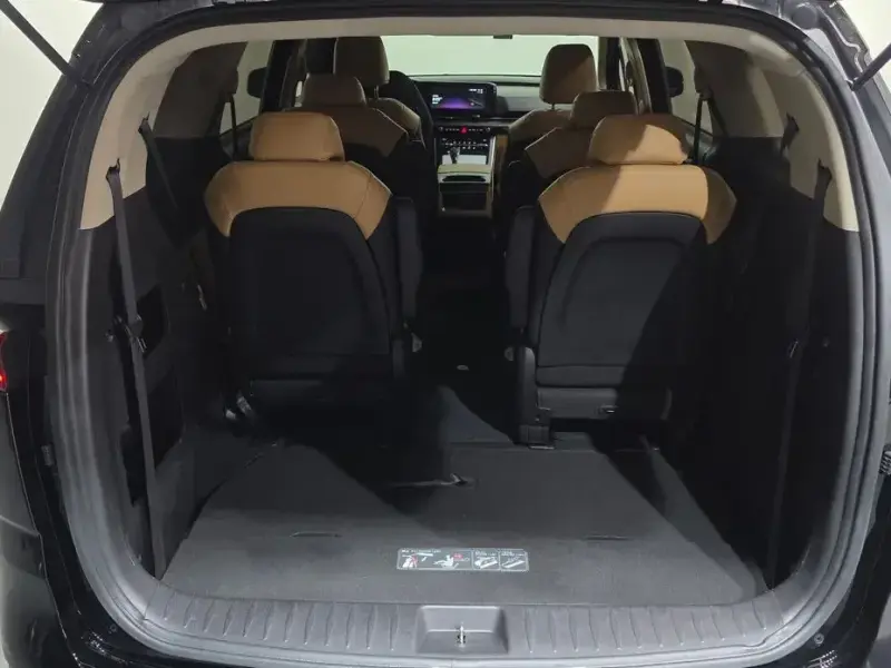 2022 Kia Carnival с пробегом 43 838 км