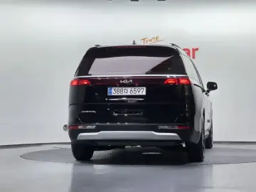 2022 Kia Carnival с пробегом 97 598 км