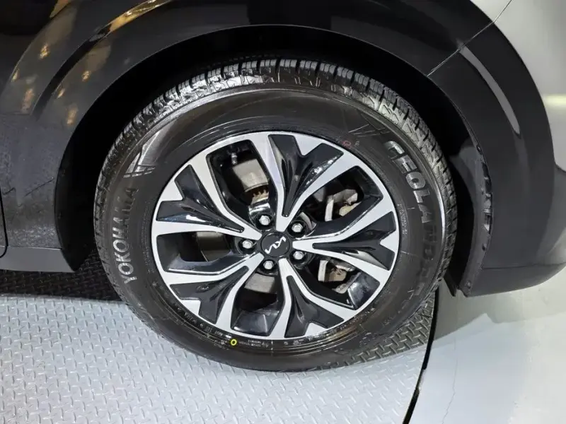 2022 Kia Carnival с пробегом 97 598 км